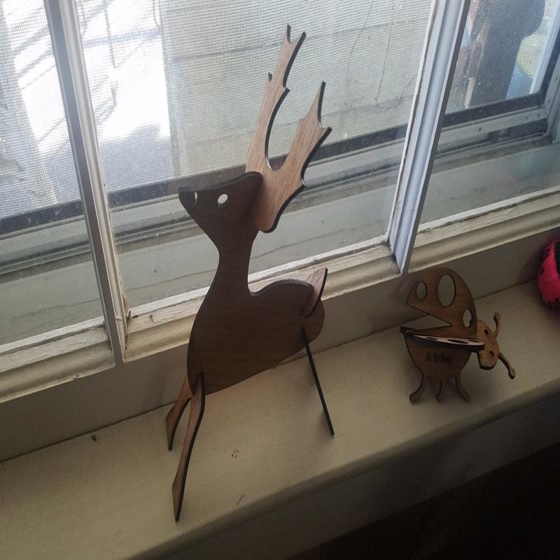 طرح و طرح سه بعدی گوزن مناسب برای استفاده در دستگاه های cnc چوب و cnc لیزر - laser cut 3d deer template svg file