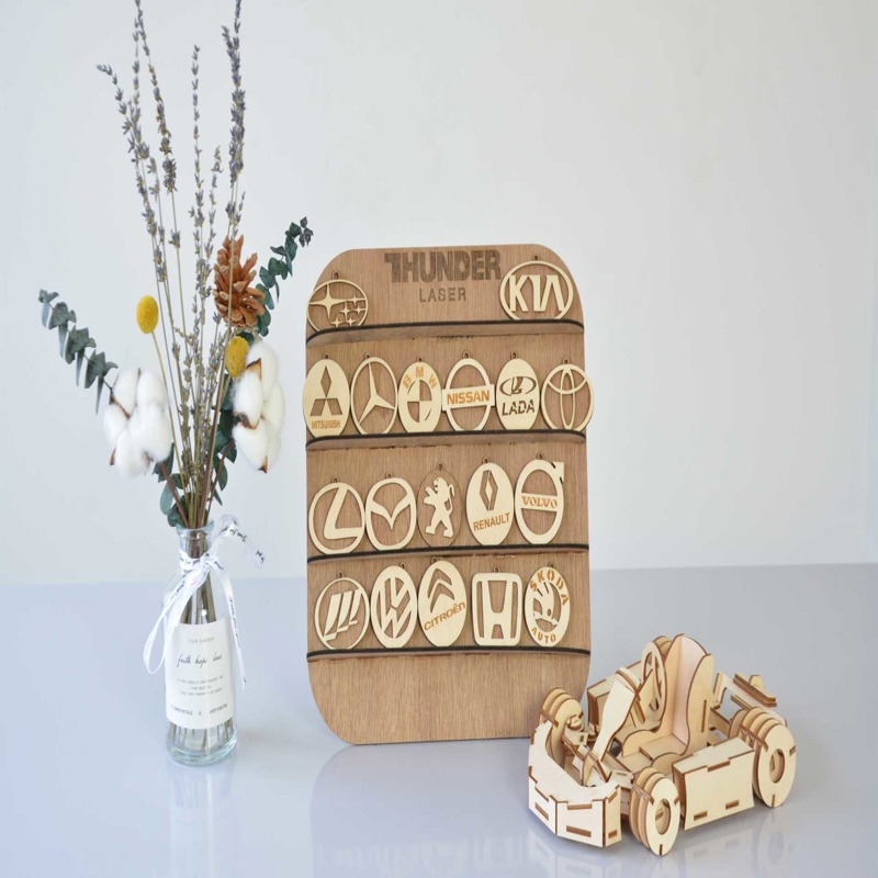 طرح لوگوی ماشین و جاکلیدی مناسب برای استفاده در دستگاه های cnc چوب و cnc لیزر - laser cut car logo keychains cdr file
