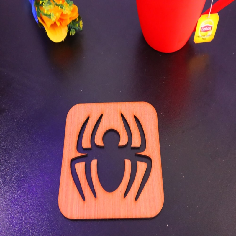 طرح زیرلیوانی عنکبوتی مناسب برای استفاده در دستگاه های cnc چوب و cnc لیزر - laser cut spider coaster dxf file