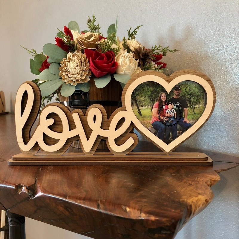طرح قاب عکس قلب عاشقانه طرح ولنتاین مناسب برای استفاده در دستگاه های cnc چوب و cnc لیزر - laser cut love heart photo frame valentine decor cdr file