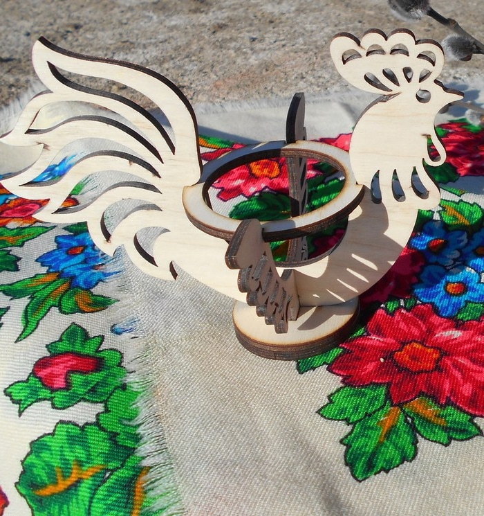 طرح جای تخم مرغ خروس مناسب برای استفاده در دستگاه های cnc چوب و cnc لیزر - laser cut rooster egg holder cdr file