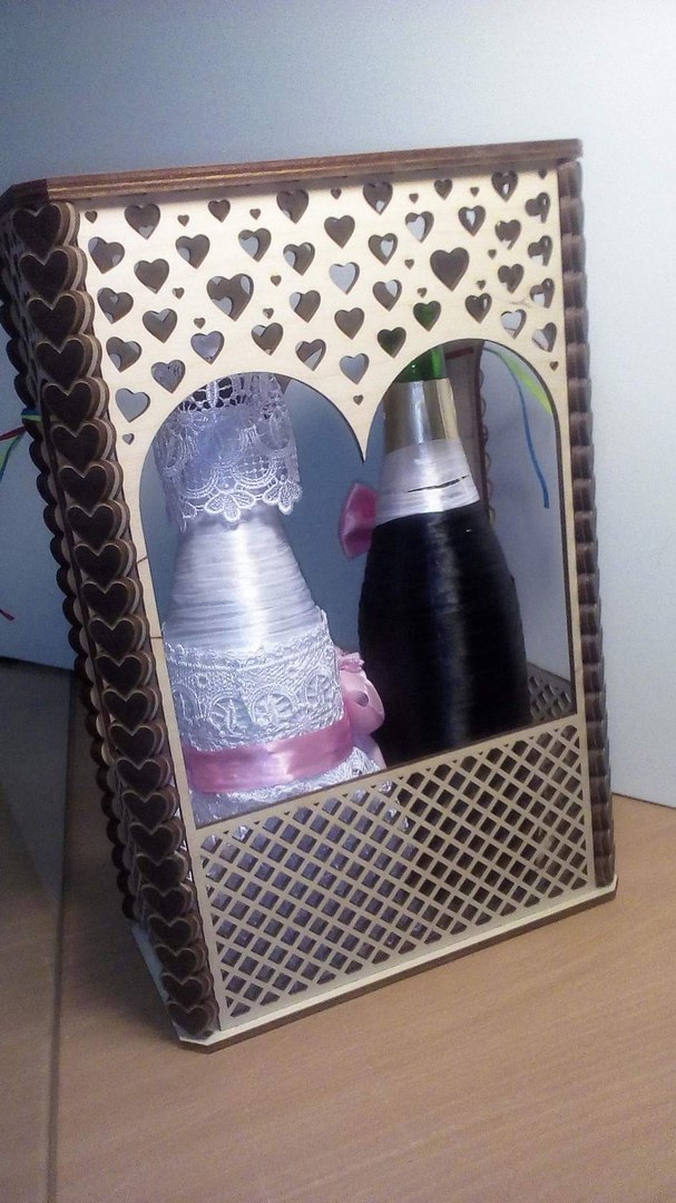 طرح تزیین بطری های عروسی با مناسب برای استفاده در دستگاه های cnc چوب و cnc لیزر - laser cut decoration of wedding bottles cdr file
