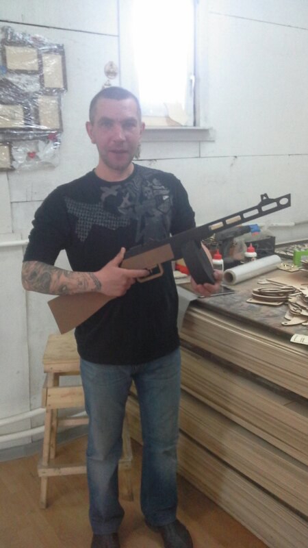 طرح مسلسل دستی ppsh 41 مناسب برای استفاده در دستگاه های cnc چوب و cnc لیزر - laser cut submachine gun ppsh 41 cdr file