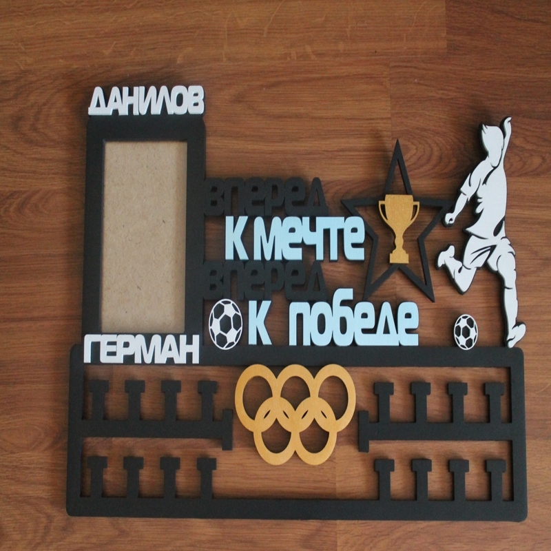 طرح مدال فوتبال طرح آویز دوتایی، مناسب برای استفاده در دستگاه های cnc چوب و cnc لیزر - football medal display double hanger laser cutting template cdr file