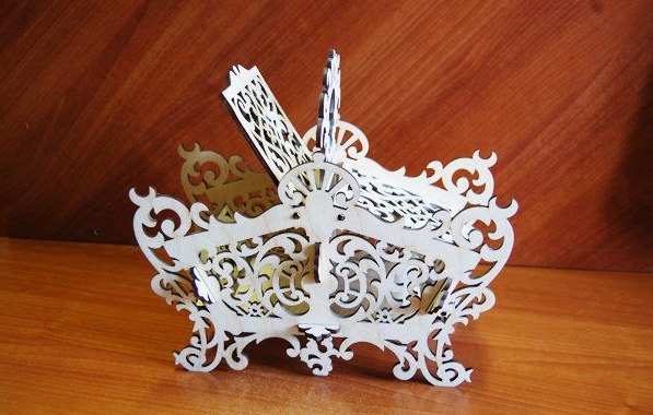 طرح سبد آبنبات تزئینی مناسب برای استفاده در دستگاه های cnc چوب و cnc لیزر - laser cut decorative candy basket dxf file
