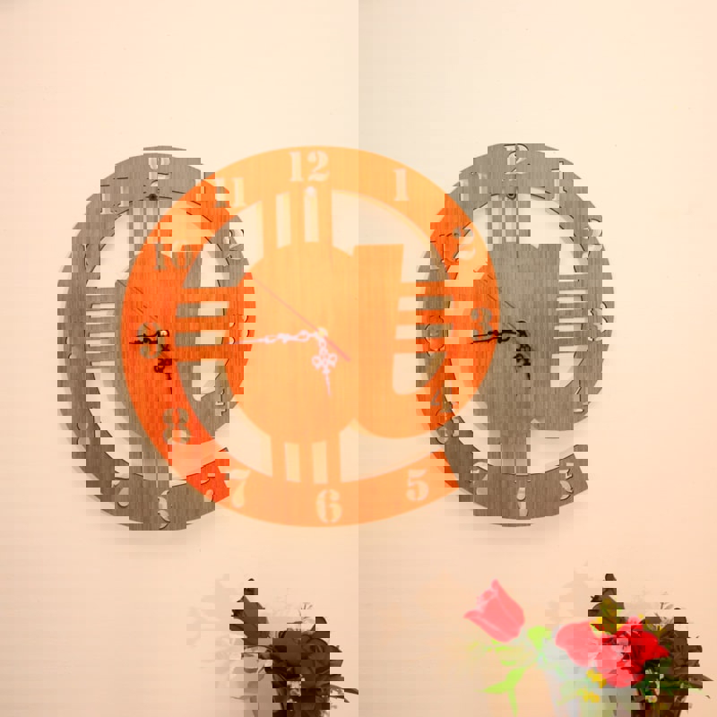 طرح ساعت دیواری طرح نماد با سرعت مناسب برای استفاده در دستگاه های cnc چوب و cnc لیزر - laser cut at the rate symbol wall clock dxf file