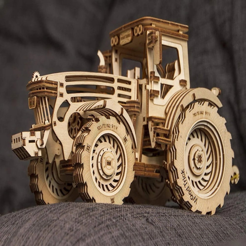 طرح ماکت تراکتور چوبی مناسب برای استفاده در دستگاه های cnc چوب و cnc لیزر - laser cut wooden tractor model cdr file