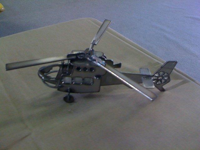 طرح مدل سه بعدی هلیکوپتر مناسب برای استفاده در دستگاه های cnc چوب و cnc لیزر - laser cut helicopter 3d model cdr file