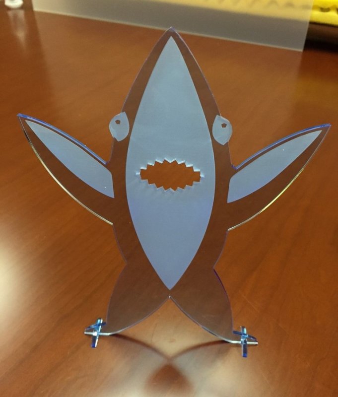 طرح کوسه رقصنده مناسب برای استفاده در دستگاه های cnc چوب و cnc لیزر - laser cut dancing shark