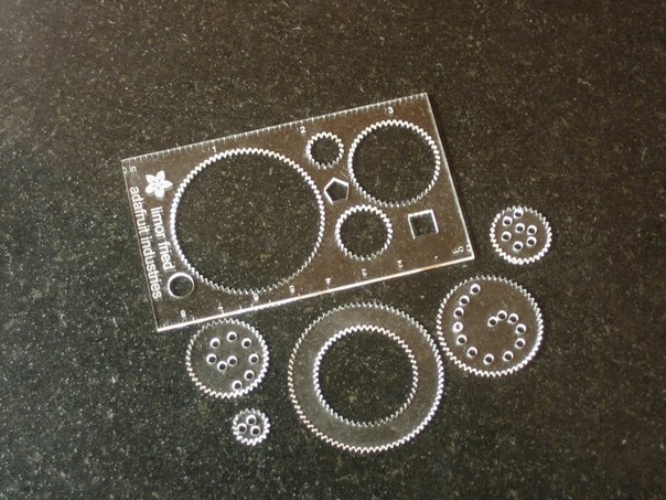 طرح کارت spirobizcard مناسب برای استفاده در دستگاه های cnc چوب و cnc لیزر - spirobizcard cdr file