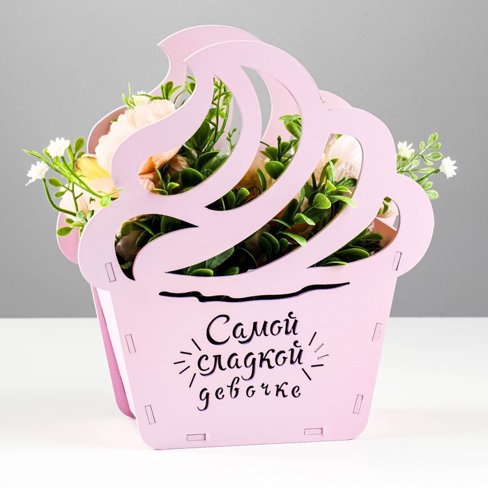 طرح جعبه گل به شکل کاپ کیک مناسب برای استفاده در دستگاه های cnc چوب و cnc لیزر - laser cut cupcake shaped flower box cdr file