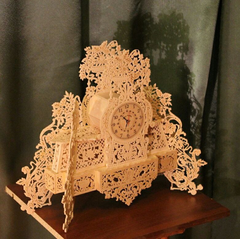 طرح ساعت قدیمی مناسب برای استفاده در دستگاه های cnc چوب و cnc لیزر - laser cut antique clock template dxf file