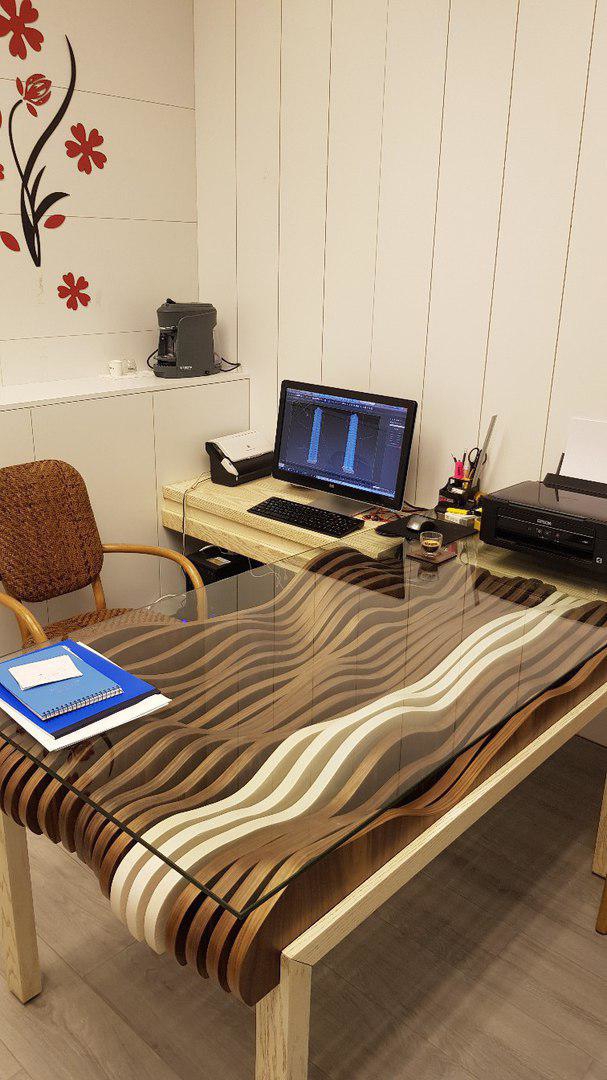 طرح میز شیشه ای موج دار، dwg مناسب برای استفاده در دستگاه های cnc چوب و cnc لیزر - laser cut wave glass table dwg file