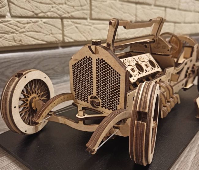طرح ماکت ماشین چوبی مناسب برای استفاده در دستگاه های cnc چوب و cnc لیزر - laser cut wooden car model cdr file
