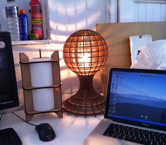 طرح چراغ مطالعه چوبی مناسب برای استفاده در دستگاه های cnc چوب و cnc لیزر - laser cut wooden sphere lamp cdr file
