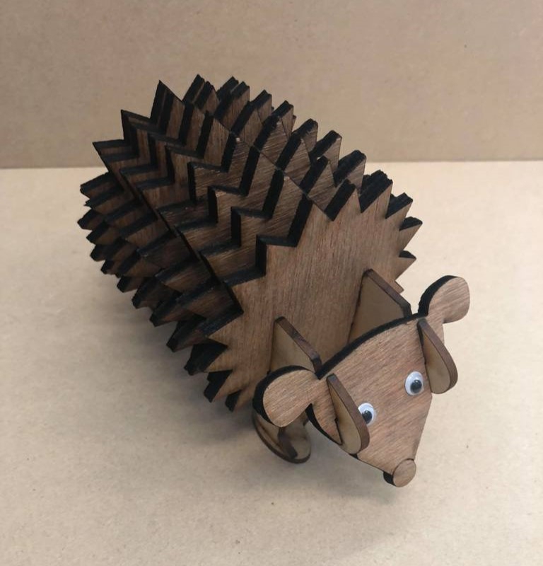طرح زیرلیوانی جوجه تیغی مناسب برای استفاده در دستگاه های cnc چوب و cnc لیزر - laser cut hedgehog coasters cdr file