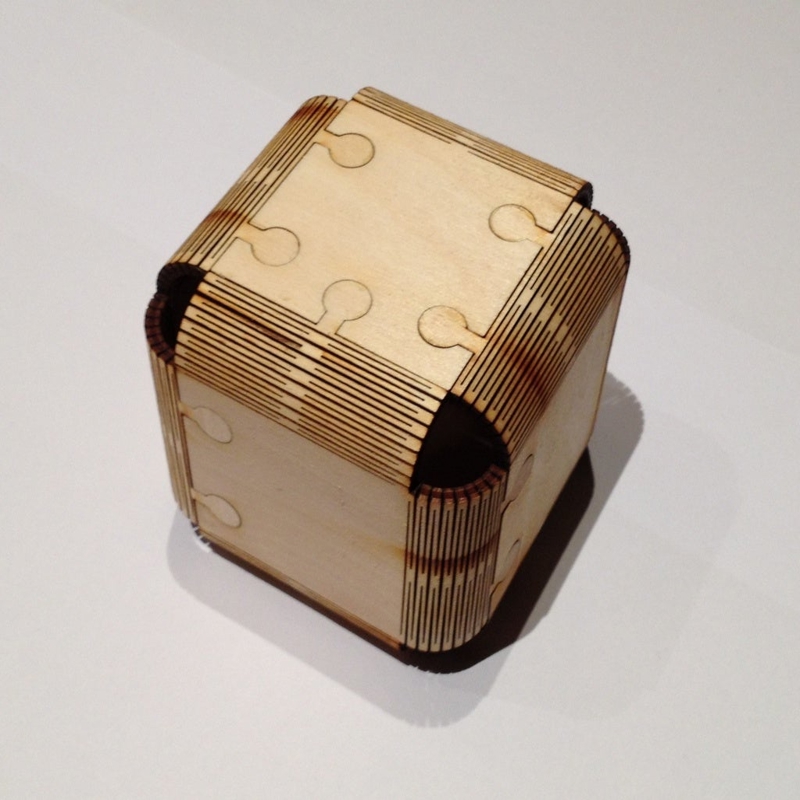 طرح مکعب سه لایی توس 3 میلی متری مناسب برای استفاده در دستگاه های cnc چوب و cnc لیزر - laser cut cube 3mm birch plywood dxf file