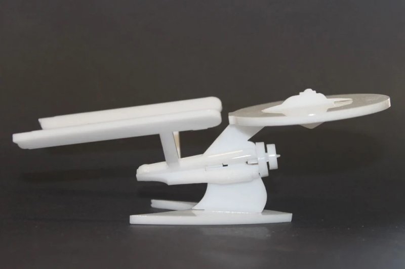 طرح پیشتازان فضا مناسب برای استفاده در دستگاه های cnc چوب و cnc لیزر - laser cut star trek enterprise svg file