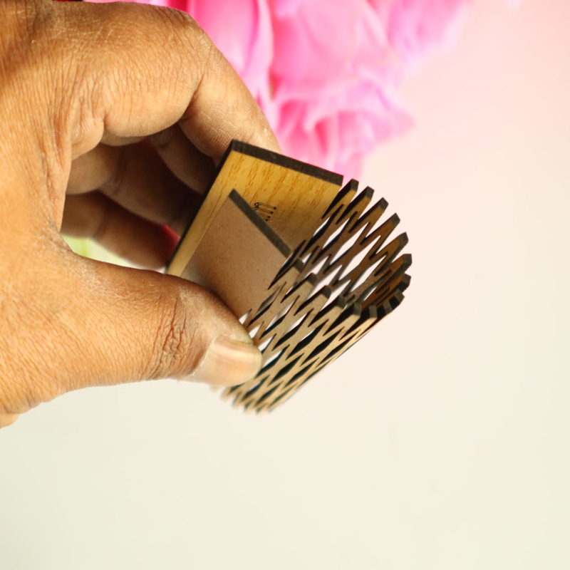 طرح لولای نشیمن الماس و ضخامت ۲ میلی‌متر مناسب برای استفاده در دستگاه های cnc چوب و cnc لیزر - laser cut living hinge pattern diamond 2mm cdr file