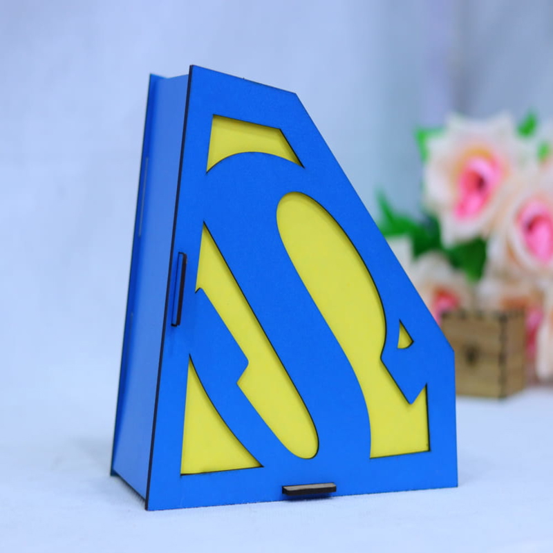 طرح جعبه کادو سوپرمن مناسب برای استفاده در دستگاه های cnc چوب و cnc لیزر - laser cut superman gift box cdr file