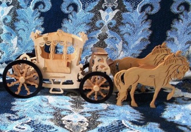 طرح کالسکه اسب سلطنتی مناسب برای استفاده در دستگاه های cnc چوب و cnc لیزر - laser cut royal horse carriage horse cart cdr file