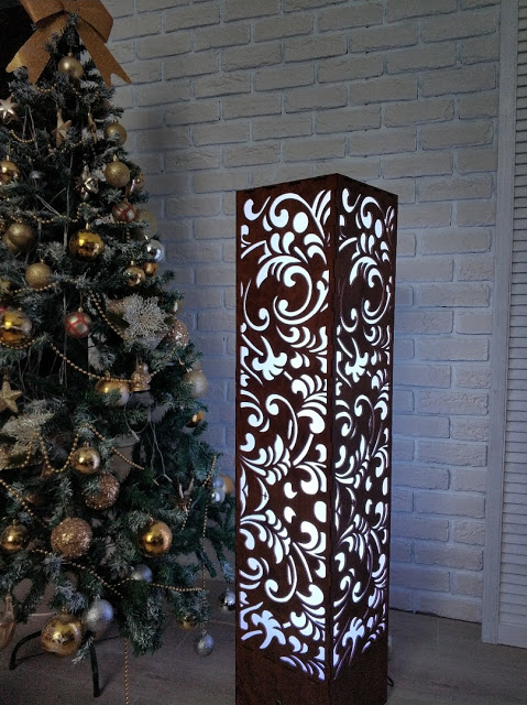 طرح چراغ رومیزی تزئینی مناسب برای استفاده در دستگاه های cnc چوب و cnc لیزر - laser cut decorative floor lamp cdr file