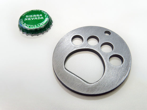 طرح درب بازکن بطری طرح پنجه مناسب برای استفاده در دستگاه های cnc چوب و cnc لیزر - paw print bottle opener dxf file