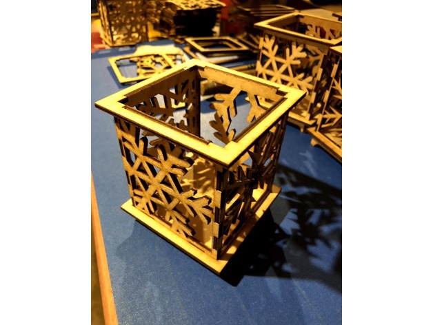 طرح نذری برای جای دانه برف مناسب برای استفاده در دستگاه های cnc چوب و cnc لیزر - snowflake votive holder dxf file