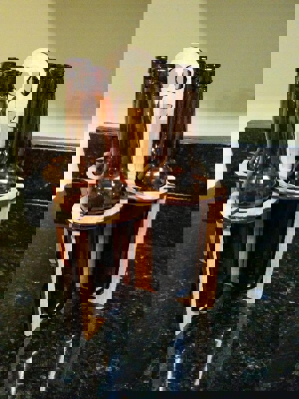 طرح پازل مینیمال بسته ۴ تایی حامل بطری مناسب برای استفاده در دستگاه های cnc چوب و cnc لیزر - laser cut puzzle minimal 4 pack bottle carrier dxf file