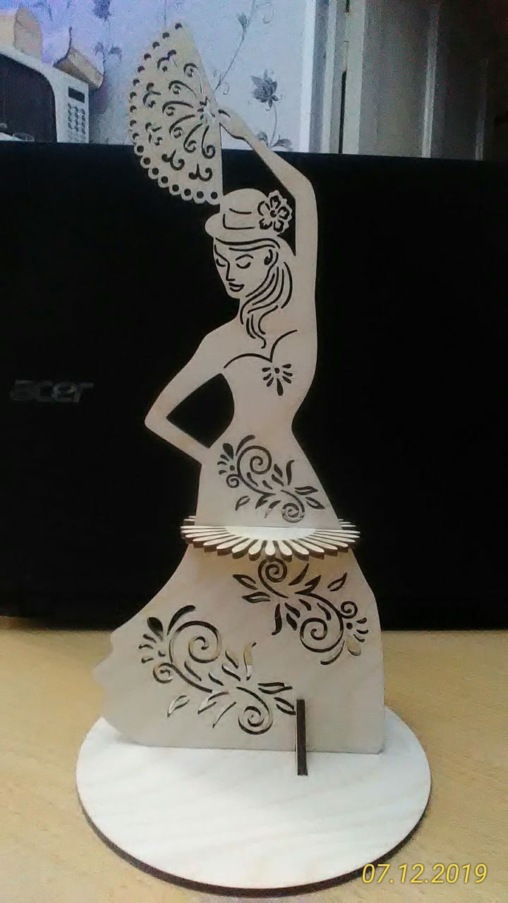 طرح جای دستمال سفره خانم رقصنده مناسب برای استفاده در دستگاه های cnc چوب و cnc لیزر - dancing lady napkin holder dxf file