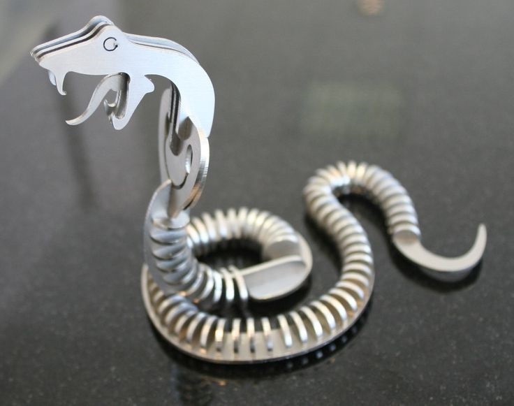 طرح مار به ضخامت ۳ میلی‌متر مناسب برای استفاده در دستگاه های cnc چوب و cnc لیزر - laser cut snake 3mm dxf file