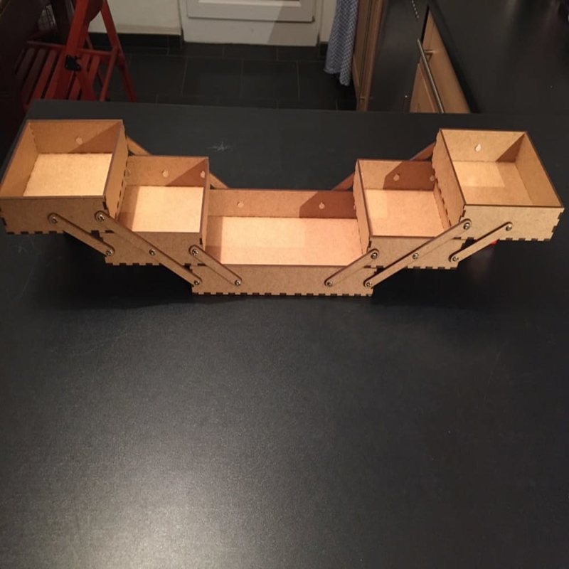 طرح جعبه در حال گسترش مناسب برای استفاده در دستگاه های cnc چوب و cnc لیزر - laser cut expanding box svg file
