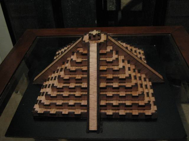 طرح هرم مناسب برای استفاده در دستگاه های cnc چوب و cnc لیزر - laser cut pyramid template cdr file
