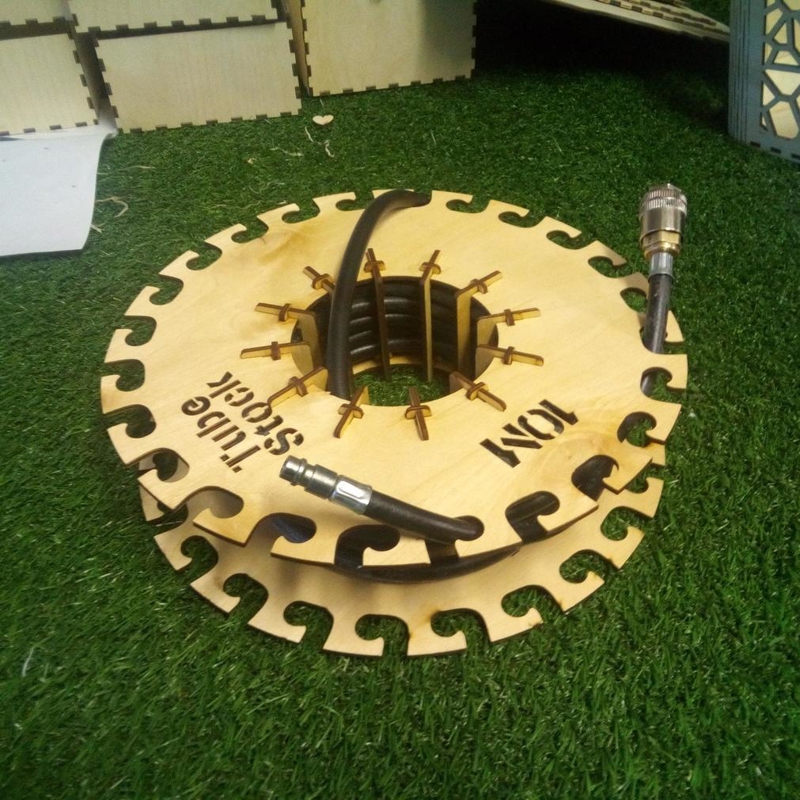 طرح حلقه شلنگ هوا مناسب برای استفاده در دستگاه های cnc چوب و cnc لیزر - laser cut air hose reel dxf file