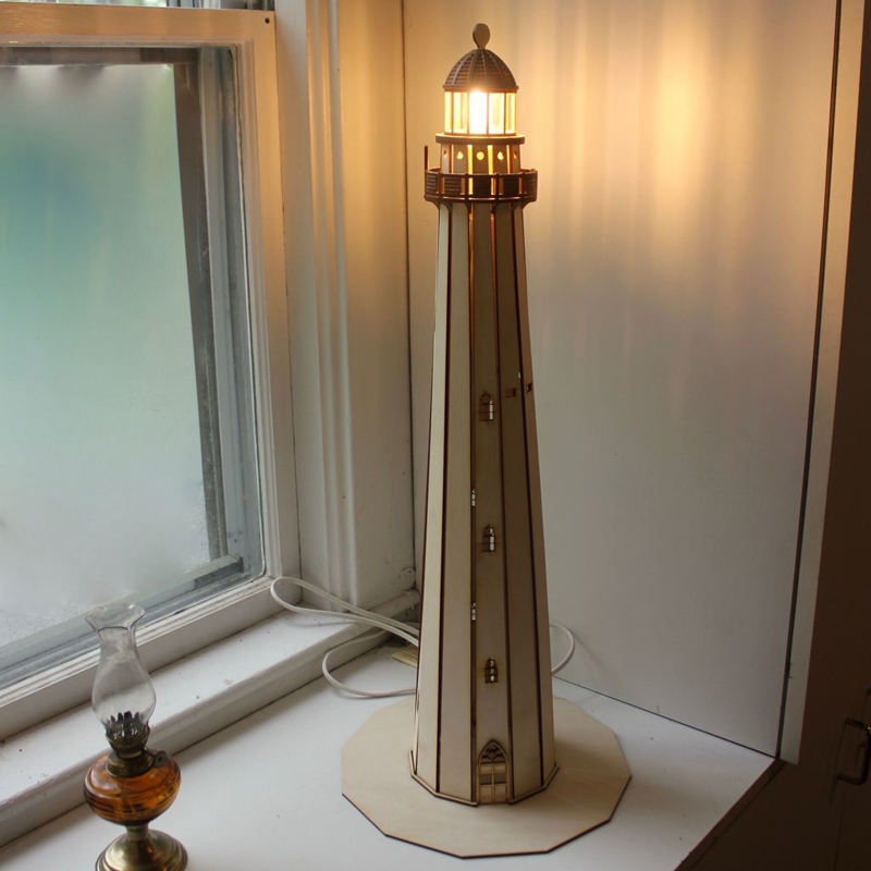 طرح چراغ فانوس دریایی مناسب برای استفاده در دستگاه های cnc چوب و cnc لیزر - laser cut lighthouse lamp cdr file