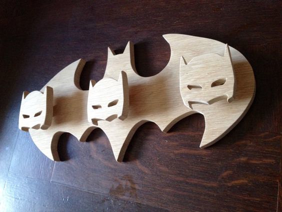 طرح جا لباسی بتمن مناسب برای استفاده در دستگاه های cnc چوب و cnc لیزر - laser cut batman hanger coat rack cdr file