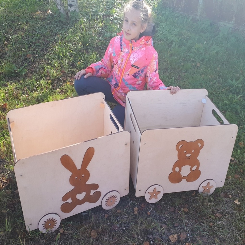 طرح جعبه اسباب بازی چرخ دار مناسب برای استفاده در دستگاه های cnc چوب و cnc لیزر - laser cut toy box on wheels cdr file