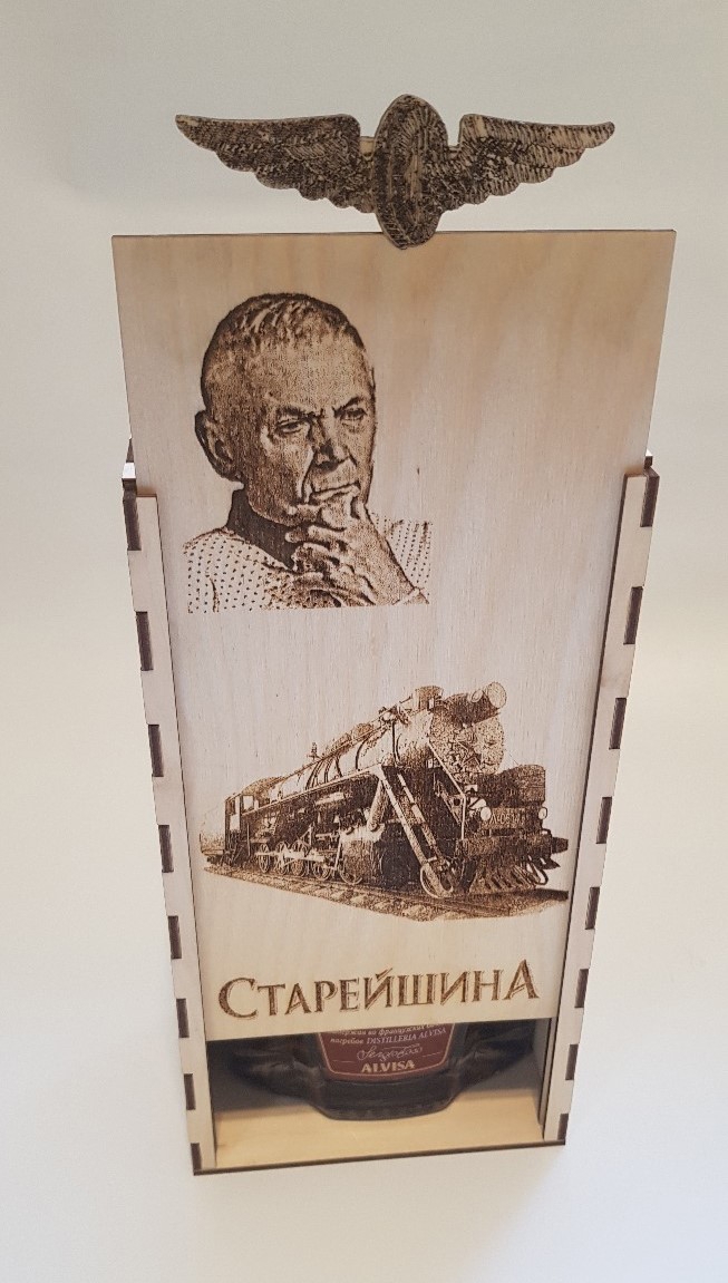 طرح جعبه کادو شخصی مناسب برای استفاده در دستگاه های cnc چوب و cnc لیزر - laser cut personalized gift box cdr file