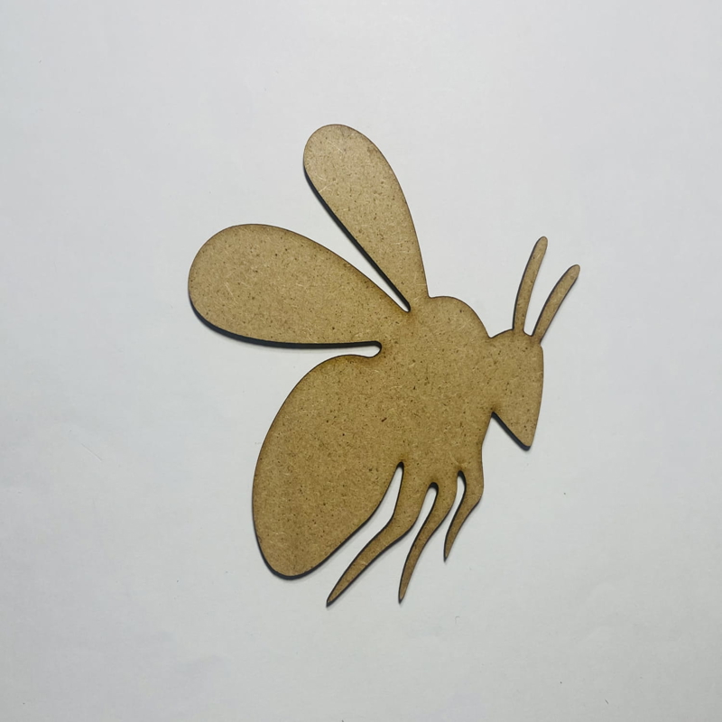 طرح زنبور چوبی ناتمام مناسب برای استفاده در دستگاه های cnc چوب و cnc لیزر - laser cut bee cutout unfinished wood bee shape cdr file