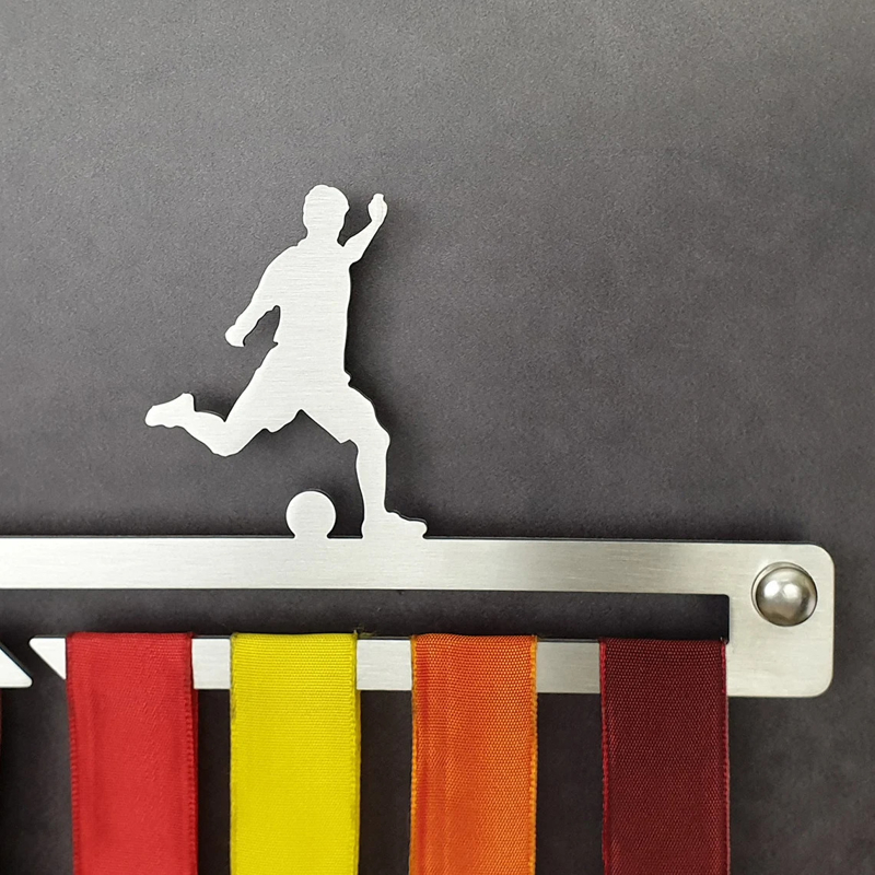 طرح آویز مدال دیواری فوتبال مناسب برای استفاده در دستگاه های cnc چوب و cnc لیزر - laser cut football wall medal hanger cdr file