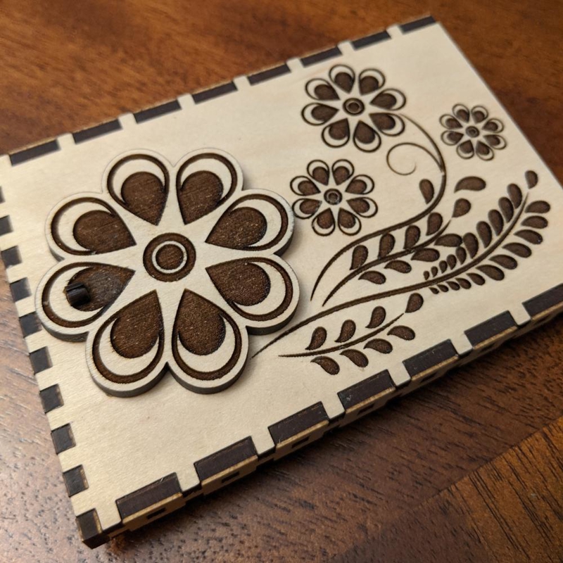طرح فایل لایه باز و آماده کارت هدیه مناسب برای استفاده در دستگاه های cnc چوب و cnc لیزر - laser cut gift card holder template svg file