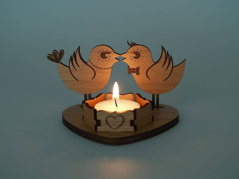 طرح جا شمعی قلبی مناسب برای استفاده در دستگاه های cnc چوب و cnc لیزر - heart candlesticks holder cdr file