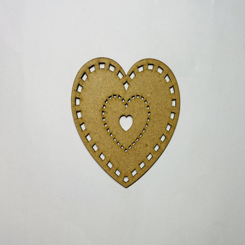 طرح خام طرح قلب فانتزی چوبی مناسب برای استفاده در دستگاه های cnc چوب و cnc لیزر - laser cut fancy heart wood cutout shape blank cdr file