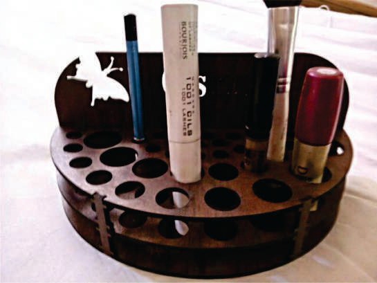 طرح پایه لوازم آرایشی مناسب برای استفاده در دستگاه های cnc چوب و cnc لیزر - stand for cosmetics cdr file