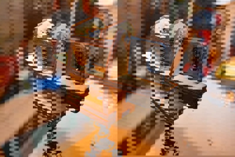 طرح پایه سه پایه آیفون با قابلیت جداسازی سریع مناسب برای استفاده در دستگاه های cnc چوب و cnc لیزر - laser cut iphone tripod mount with quick release