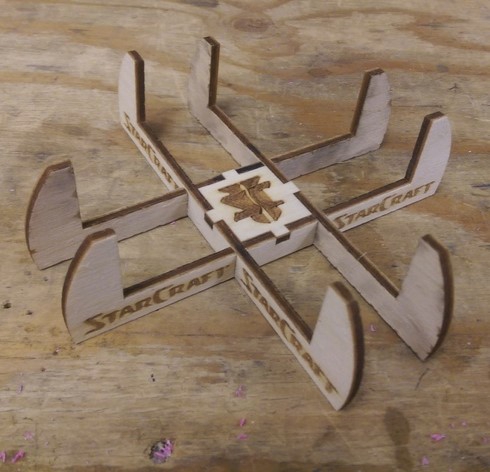 طرح جا لیوانی چوبی مناسب برای استفاده در دستگاه های cnc چوب و cnc لیزر - laser cut wooden coaster holder cdr file