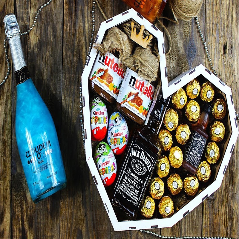 طرح برش جعبه کادو قلب برای لیزر برش مناسب برای استفاده در دستگاه های cnc چوب و cnc لیزر - laser cut heart gift box template cdr file