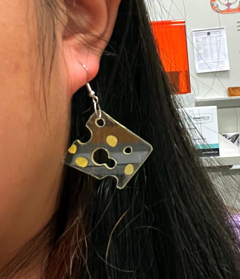 طرح گوشواره پنیر اکریلیک مناسب برای استفاده در دستگاه های cnc چوب و cnc لیزر - laser cut acrylic cheese earrings cdr file