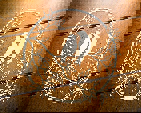 طرح پرندگان روی شاخه درخت مناسب برای استفاده در دستگاه های cnc چوب و cnc لیزر - laser cut birds on branch wall decor cdr file