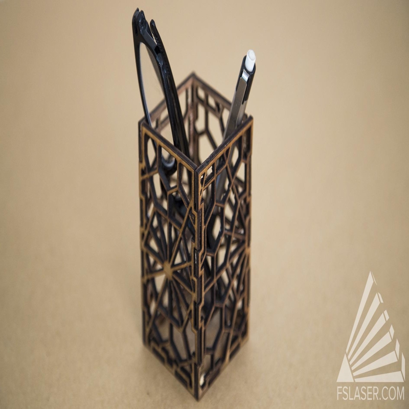 طرح هندسی برش مداد با مناسب برای استفاده در دستگاه های cnc چوب و cnc لیزر - laser cut geometric pencil holder svg file
